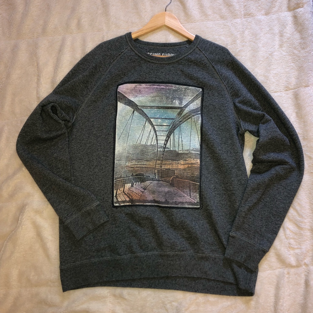 Casual Athletic Fit Knit Top | Nyc Bridge | Xl